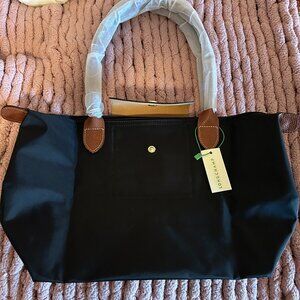 Longchamp Black M